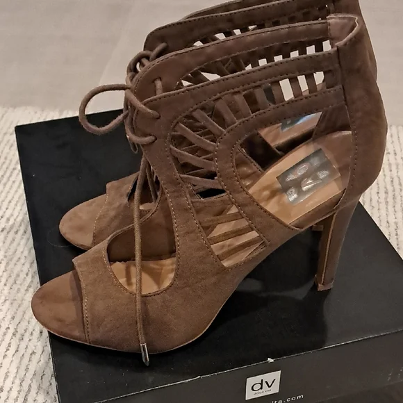 DV by Dolce Vita Lace-Up Suede Brown Heels Size 8 - Picture 3 of 12